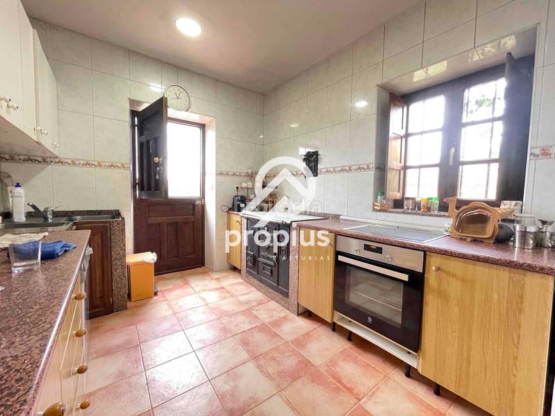 Foto 34fae916-78ff-494d-8c5e-839383bb6b2a. Casa con riscaldamento parcheggio in Celorio-Poó-Parres Llanes