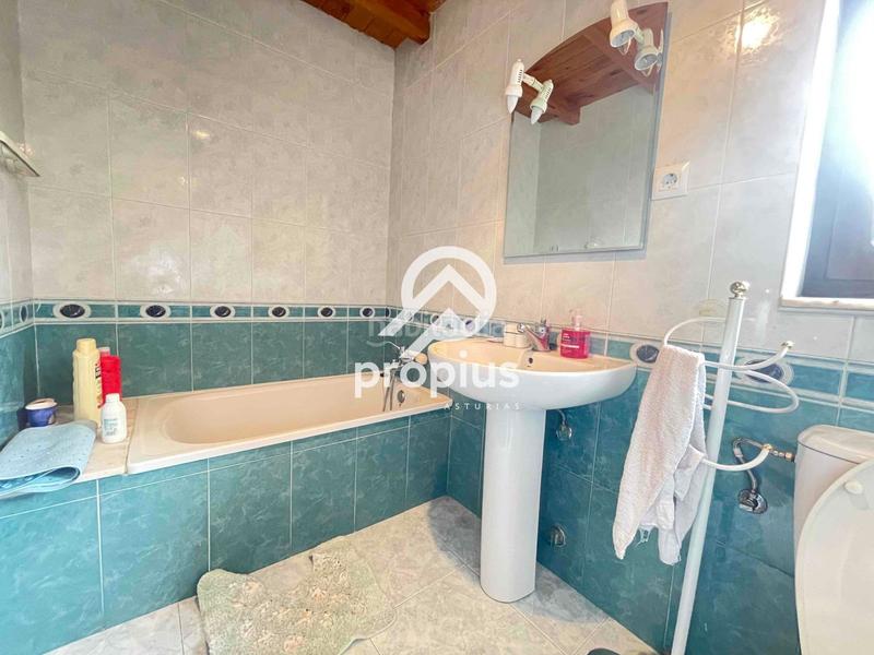 Foto f2a210fc-27ab-4e5d-89a8-ea0e97995fcc. Casa con riscaldamento parcheggio in Celorio-Poó-Parres Llanes