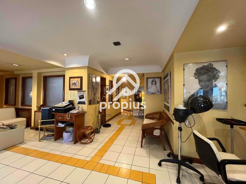 Foto c2c830c4-76e3-45d6-a5bc-969d22aa0533. Piso  en valentin Masip en Masip Oviedo