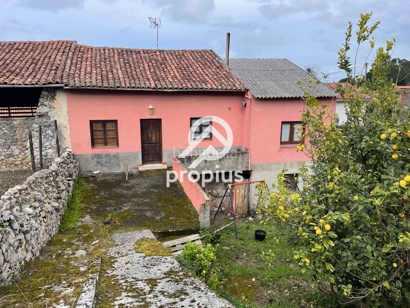Foto d85e08f7-d835-4046-99f6-159d98679e26. Casa con riscaldamento parcheggio in Celorio-Poó-Parres Llanes