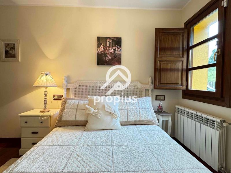 Foto 167b99c8-b1f5-410e-8354-d7f624cea2cb. Chalet mit heizung parking pool in Llanes pueblo Llanes