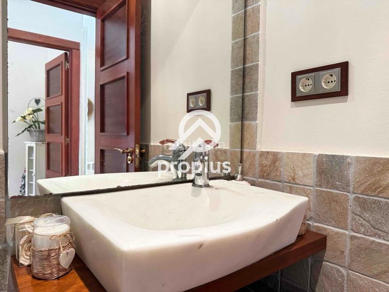 Foto 9f150864-74cc-4e98-a9f1-a19678096a34. Chalet mit heizung parking pool in Llanes pueblo Llanes