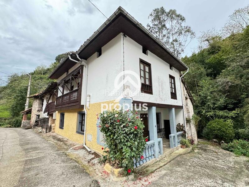 Foto 195265d4-e92f-4305-8399-6aa5503ed081. Casa a schiera con riscaldamento parcheggio in Vibaña-Ardisana-Caldueño Llanes