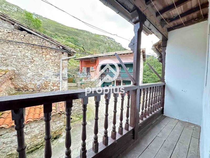 Foto 8fef7ee3-e966-4b79-867e-a38aec69b3cc. Casa a schiera con riscaldamento parcheggio in Vibaña-Ardisana-Caldueño Llanes