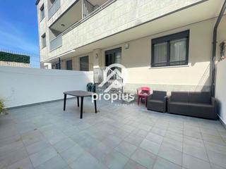 Flat  Angel pola. Exclusiva! bajo con gran terraza en una zona muy tranquila en ll