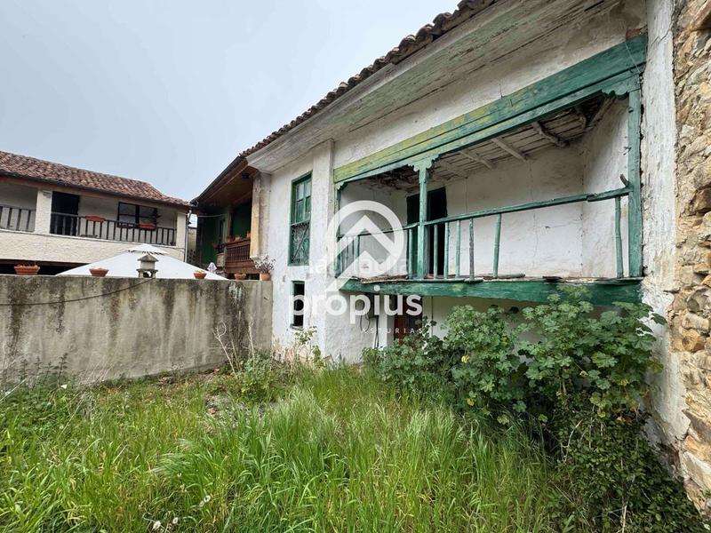 Foto 0297418c-eb98-4a61-9648-418b32bcf52a. Casa adossada amb calefacció a Pría-Nueva-Hontoria-Naves Llanes