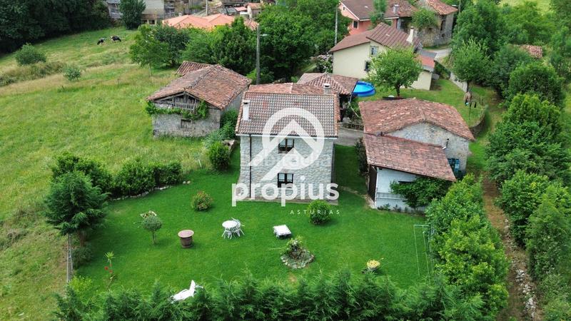 Foto a530b8c1-65f5-4dff-a107-f562be68a079. Chalet con riscaldamento parcheggio in Cangas de Onís