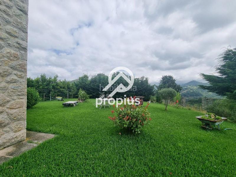 Foto abacad60-0fae-4b87-b9f8-e383adfb49bc. Chalet con riscaldamento parcheggio in Cangas de Onís