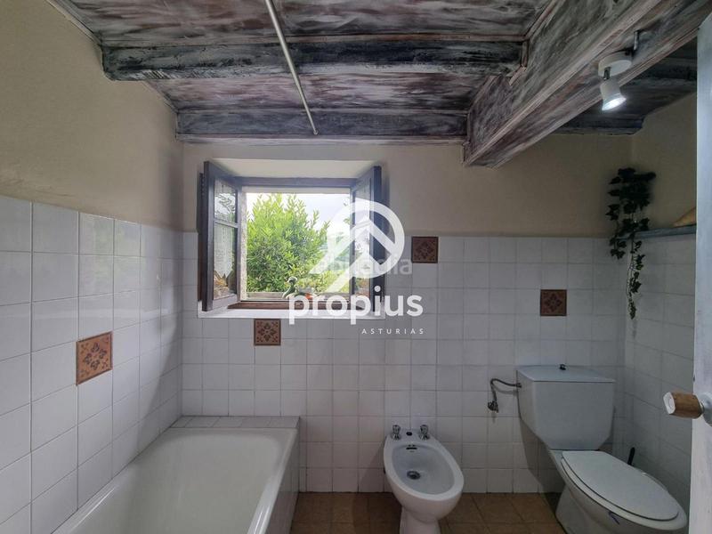 Foto d39aa295-ec43-4617-b78c-0f3af112f249. Chalet con riscaldamento parcheggio in Cangas de Onís