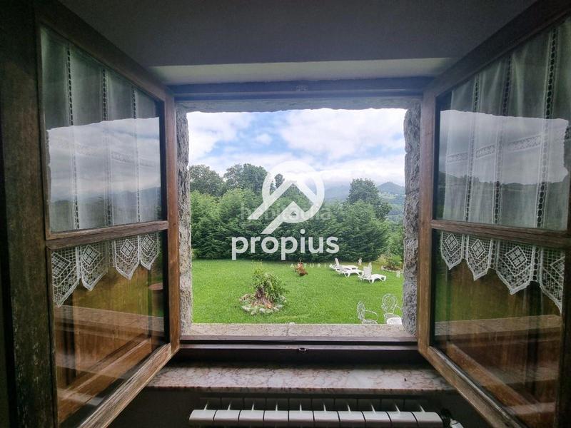 Foto dd4398a2-c1b1-4633-9793-90029456364b. Chalet con riscaldamento parcheggio in Cangas de Onís