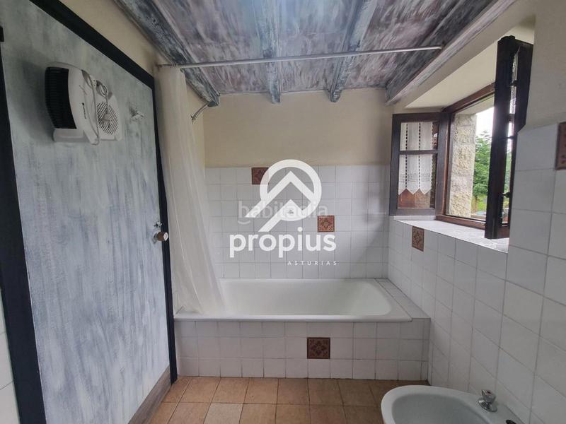 Foto edea9baf-cd76-4b94-8de6-6dc1596c355f. Chalet con riscaldamento parcheggio in Cangas de Onís