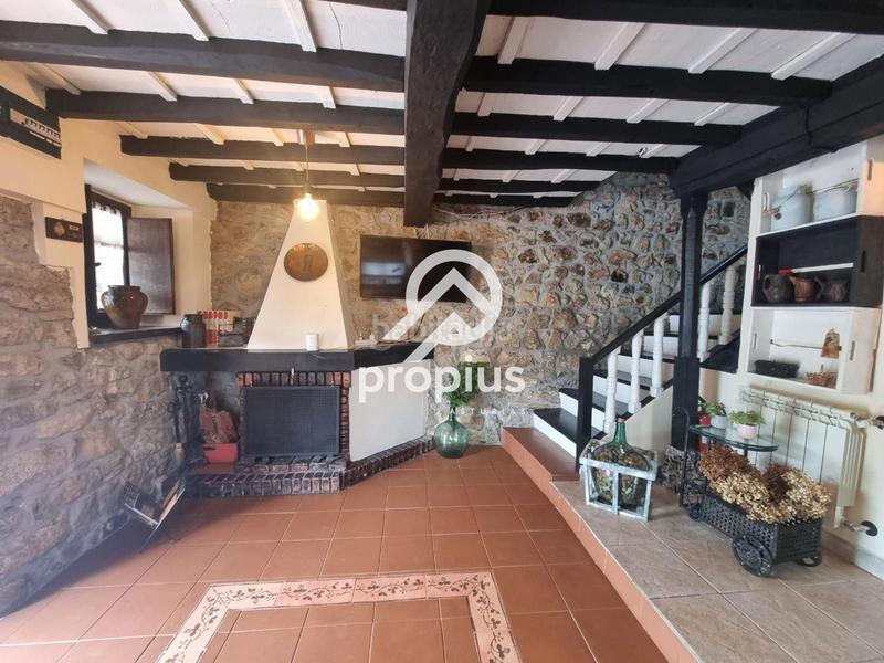 Foto fd404009-2553-4777-9cb6-98d429cc9e19. Chalet con riscaldamento parcheggio in Cangas de Onís