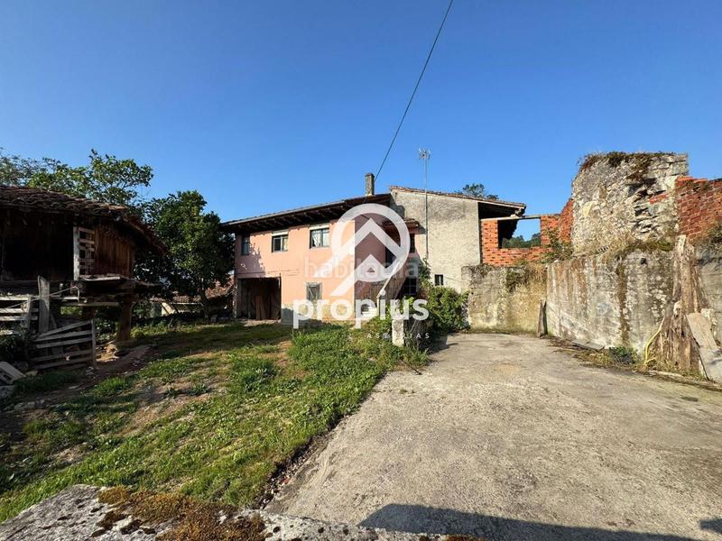 Foto 0551698e-0e33-48a5-a866-a6395cf742f7. Haus in Parres