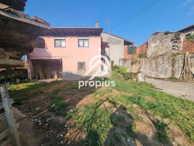 Foto 4f509a04-de03-4fdf-959e-11e21f7cf0d2. Haus in Parres