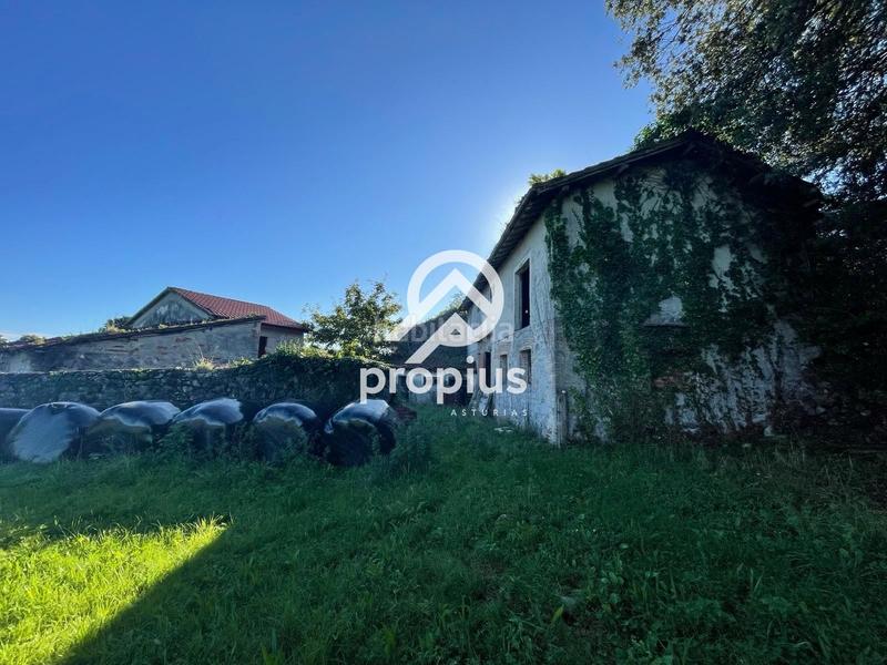 Foto 1f2b9ead-a2af-465b-94f6-88bed56b094d. Chalet mit heizung parking in Llanes pueblo Llanes