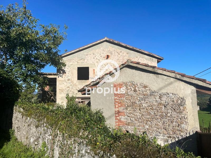 Foto 4adbbd12-6229-40c5-9e33-aa5ca0d1e542. Chalet mit heizung parking in Llanes pueblo Llanes