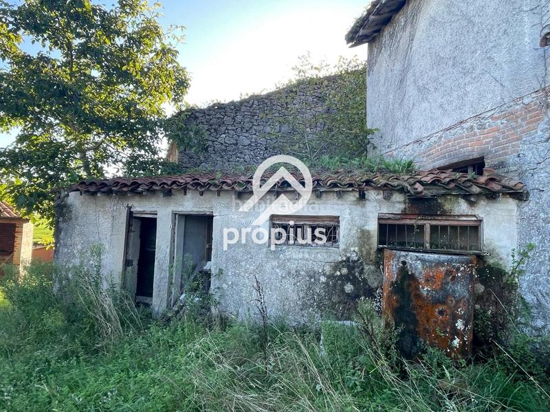 Foto e00f7f39-db3a-4444-955e-4cb2f7a46d1a. Chalet mit heizung parking in Llanes pueblo Llanes