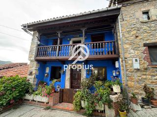 Casa adossada  Concha. Casa con pequeña terraza, dos habitaciones , dos baños ,desvan y