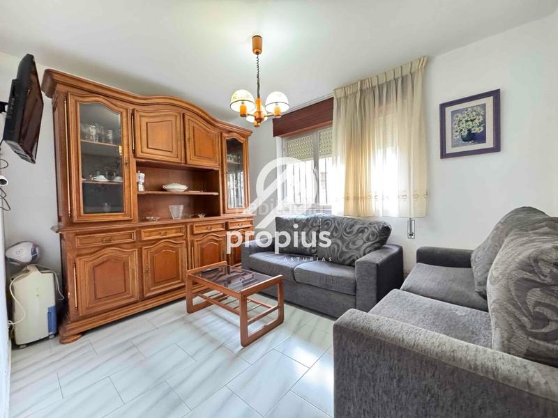 Foto b97b23d7-d8c3-49a3-a6ec-63cee0cd43b7. Casa adosada  de tres plantas en porrua en Llanes
