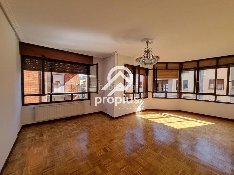 Foto 6825d018-8f93-4dce-8034-4908afb77d44. Appartement avec chauffage dans Parres