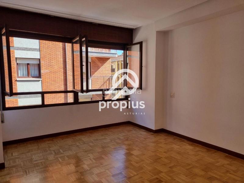 Foto c6567455-4c3e-4785-a8f2-93a28e96e7e3. Appartement avec chauffage dans Parres