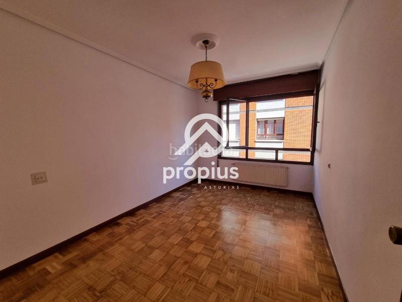 Foto cede64b6-1ae8-45f8-9b08-e0221eb0c549. Appartement avec chauffage dans Parres