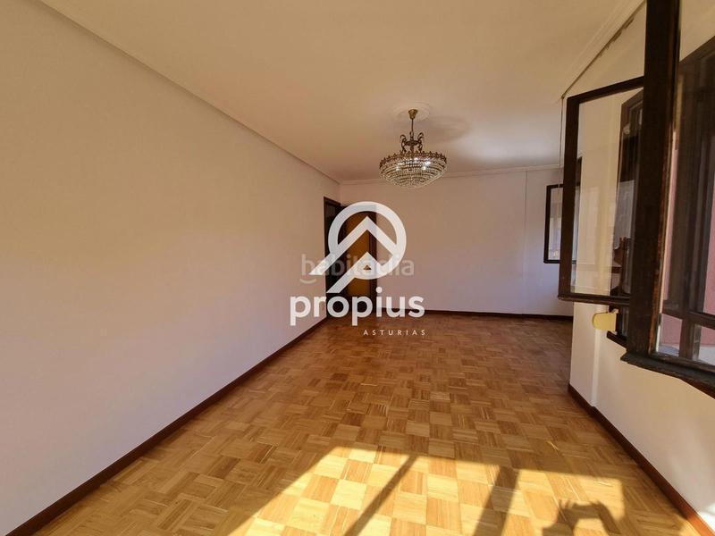 Foto f000acf8-cd78-4d67-bd70-c8b8dfae6130. Appartement avec chauffage dans Parres