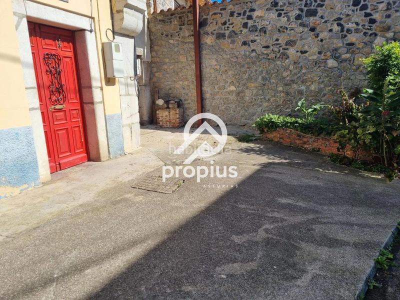 Foto 591d2078-abfb-4b33-8ce6-43b8e46b1665. Casa adosada casa y cuadra en la borbolla en Vidiago-Pendueles-Tresgrandras Llanes