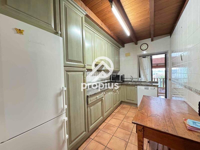 Foto 8bd7e2de-455c-437e-af65-1797d0fc483d. Maison jumelée avec chauffage parking dans Celorio-Poó-Parres Llanes