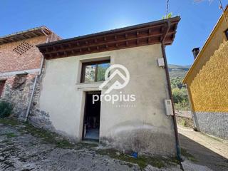 Reihenhaus  Cortines. Propius pone a la venta casa para reformar en cortines