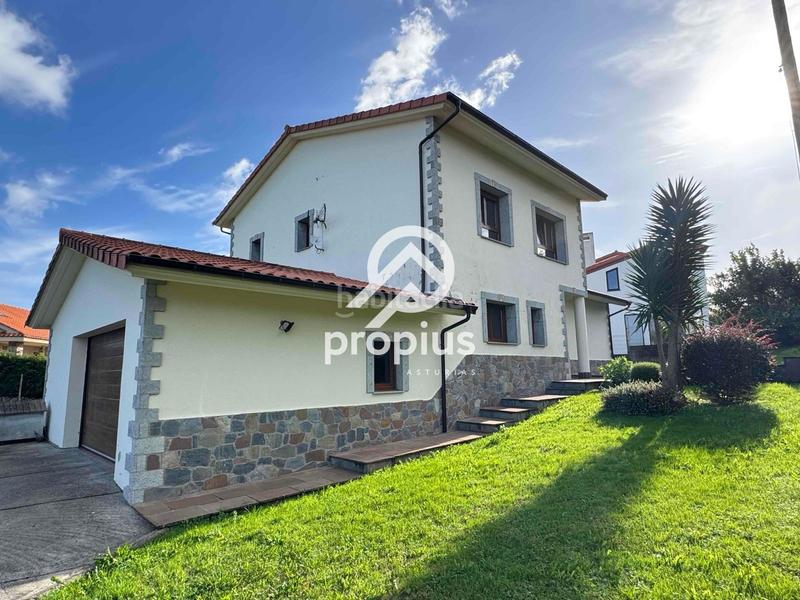 Foto ac6e1a11-2c5d-4709-9c82-c66546626824. Chalet in parres in Celorio-Poó-Parres Llanes