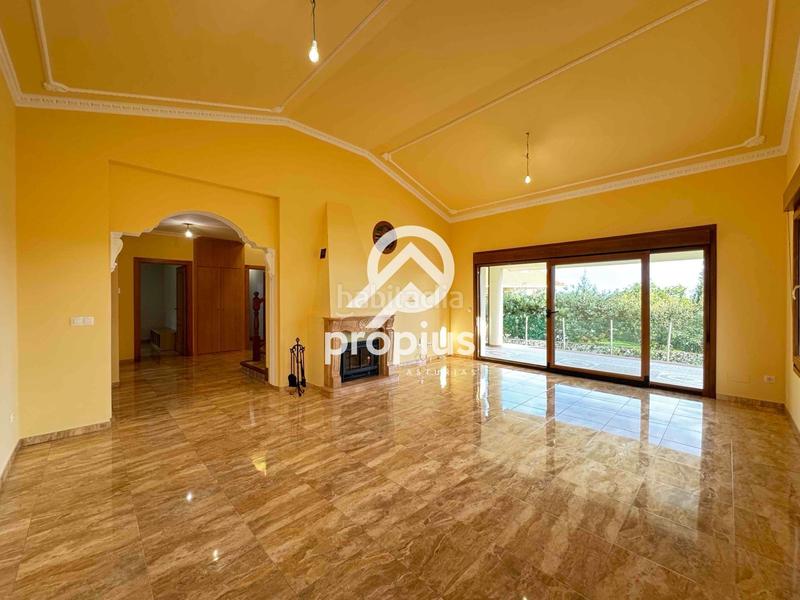 Foto c8a5a3e1-412b-4bfe-96ac-cd17a0d8b352. Chalet in parres in Celorio-Poó-Parres Llanes