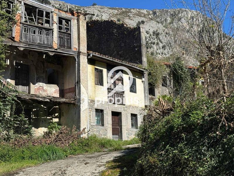 Foto 78b17b19-9ff4-4f28-a6ef-2a626c69dad4. Casa con riscaldamento in Vibaña-Ardisana-Caldueño Llanes