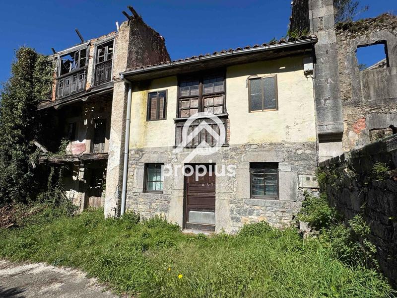 Foto b2f6908a-2431-443b-8e7e-07ad3a460e79. Casa con riscaldamento in Vibaña-Ardisana-Caldueño Llanes