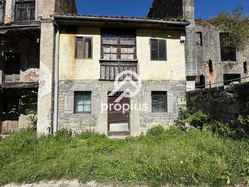 Foto caecba49-692b-48c2-9e35-18a48d6e0111. Casa con riscaldamento in Vibaña-Ardisana-Caldueño Llanes