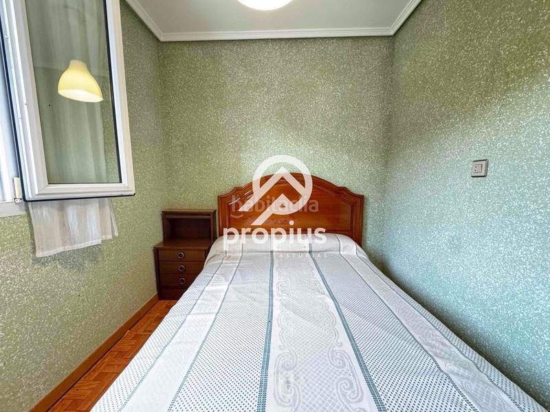 Foto 2c65f159-5219-424e-9b1d-fbafac18b338. Chalet with heating parking in Cabrales