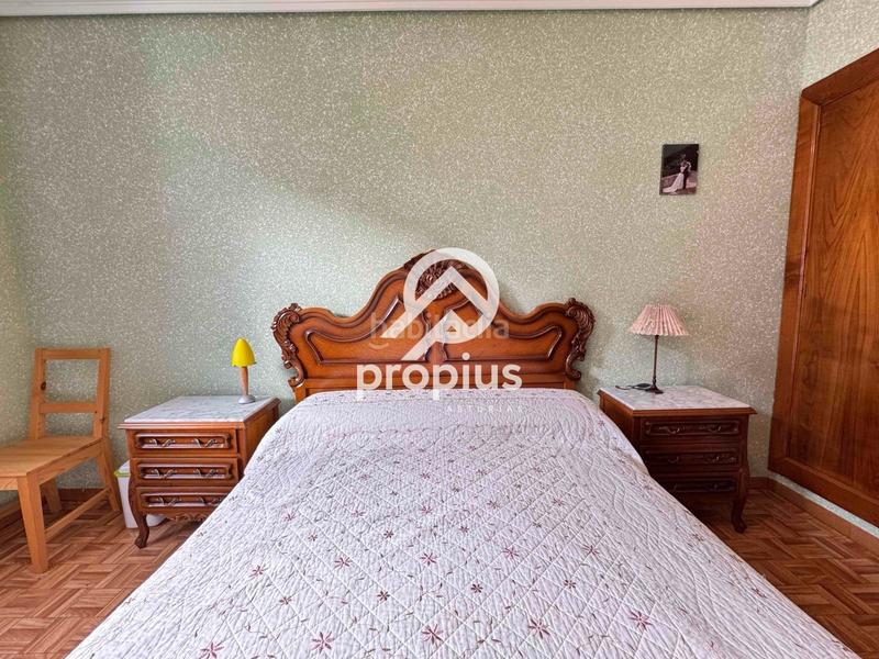 Foto 8014d5a3-f00b-43ca-8fbb-6ed0994d7980. Chalet with heating parking in Cabrales