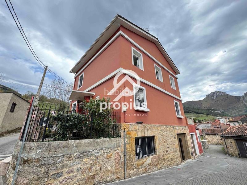 Foto 9776f73f-51e2-4196-9dbf-dffa4bff55b5. Chalet with heating parking in Cabrales