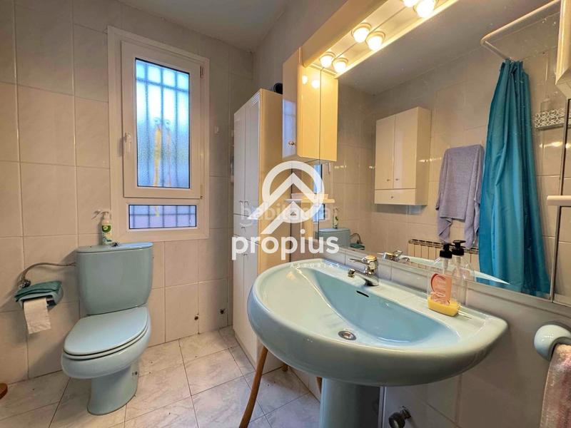 Foto d83381e5-4f11-4237-94f8-7eeee54ad383. Chalet with heating parking in Cabrales