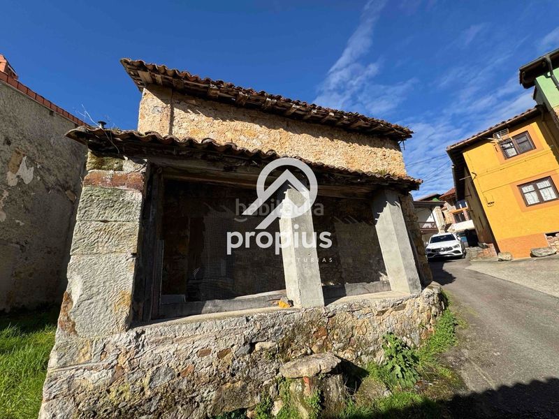 Foto 3f489597-f530-4236-a5e6-463ab6ff78a6. Casa adosada cuadra en la robellada en Onís
