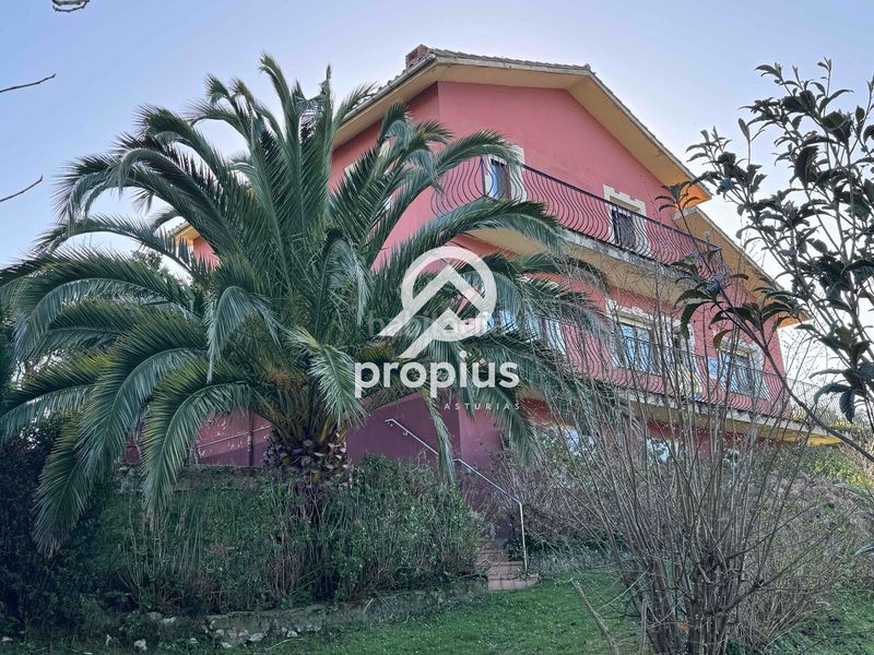 Foto c5552bc0-7022-465b-a61b-6b6d18ee4a7c. Xalet amb calefacció aparcament a Ribadedeva