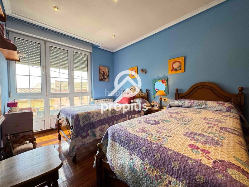 Foto 25cce858-7a31-49f2-8228-b729b13c7ae1. Xalet amb calefacció aparcament a Llaranes Avilés