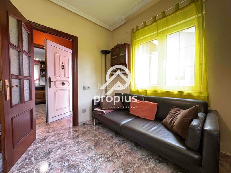 Foto 2fd6346e-c4d0-4427-be9e-119fc4b3f807. Xalet amb calefacció aparcament a Llaranes Avilés