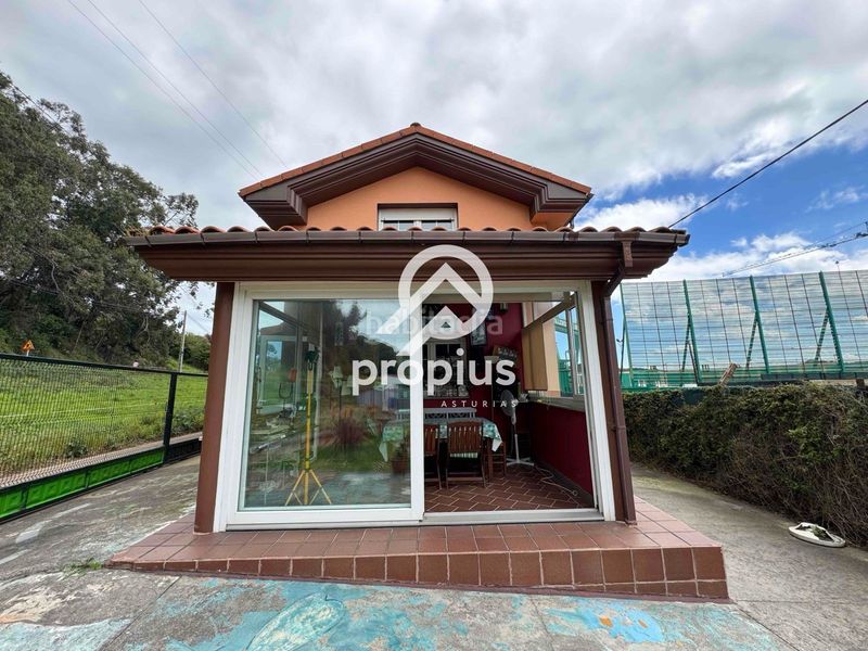 Foto 481ce8c3-e699-49c8-99e8-85446867021f. Xalet amb calefacció aparcament a Llaranes Avilés