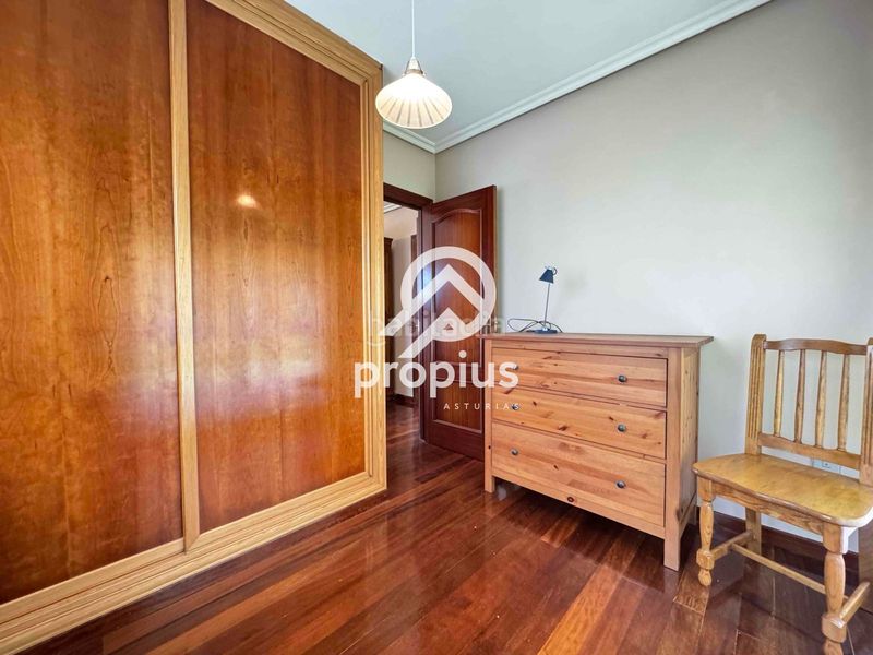 Foto 7ee07a52-6c1b-4d54-b540-0f12db497833. Xalet amb calefacció aparcament a Llaranes Avilés