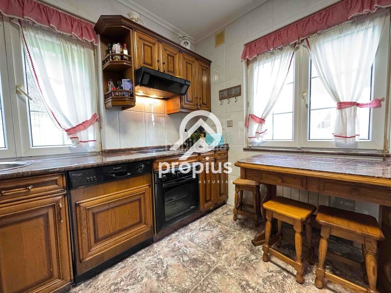 Foto ae7dca12-03f9-4748-9fee-ed220dbb32c5. Xalet amb calefacció aparcament a Llaranes Avilés