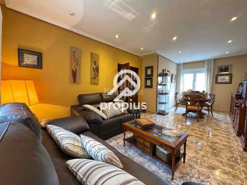 Foto c29824f7-ba76-4a89-9601-d61aa8fa2024. Xalet amb calefacció aparcament a Llaranes Avilés