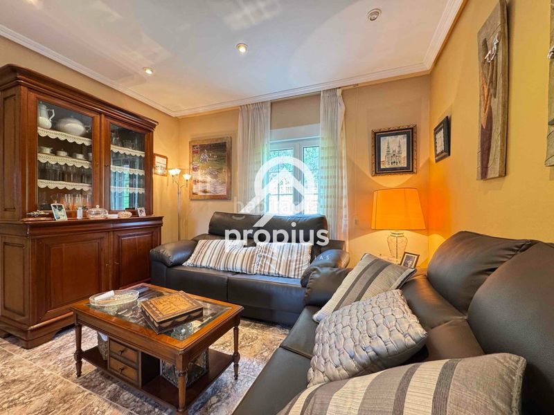 Foto d377a37b-d574-435f-894e-87ce2c08f0c9. Xalet amb calefacció aparcament a Llaranes Avilés