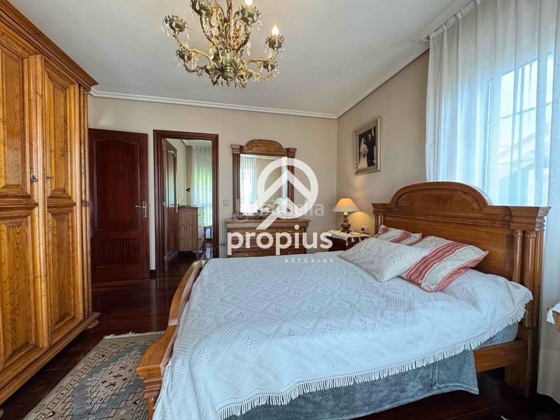 Foto f4e41bb7-fee8-4a30-9051-32dafdfc2927. Xalet amb calefacció aparcament a Llaranes Avilés