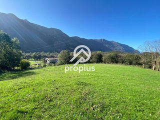 Finca rústica  Belmonte de pria. Exclusiva parcela edificable en belmonte de pría llanes  inversi